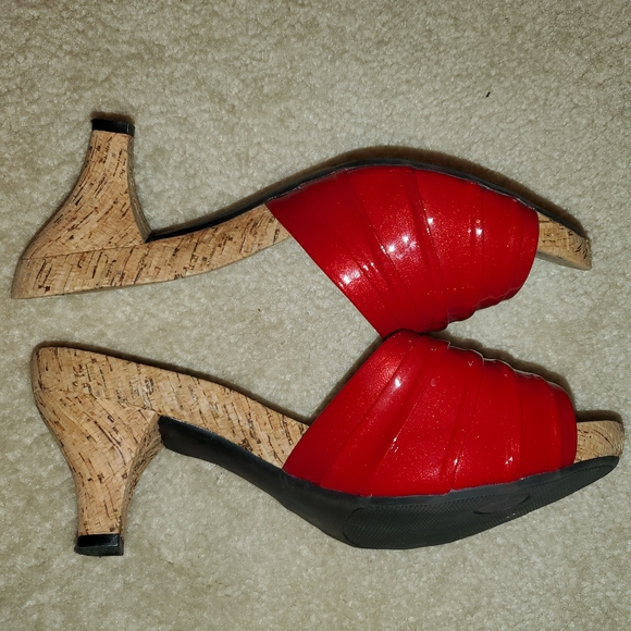 Me Too 8m kitten heels red patten sandal - Persil - Picture 6 of 9